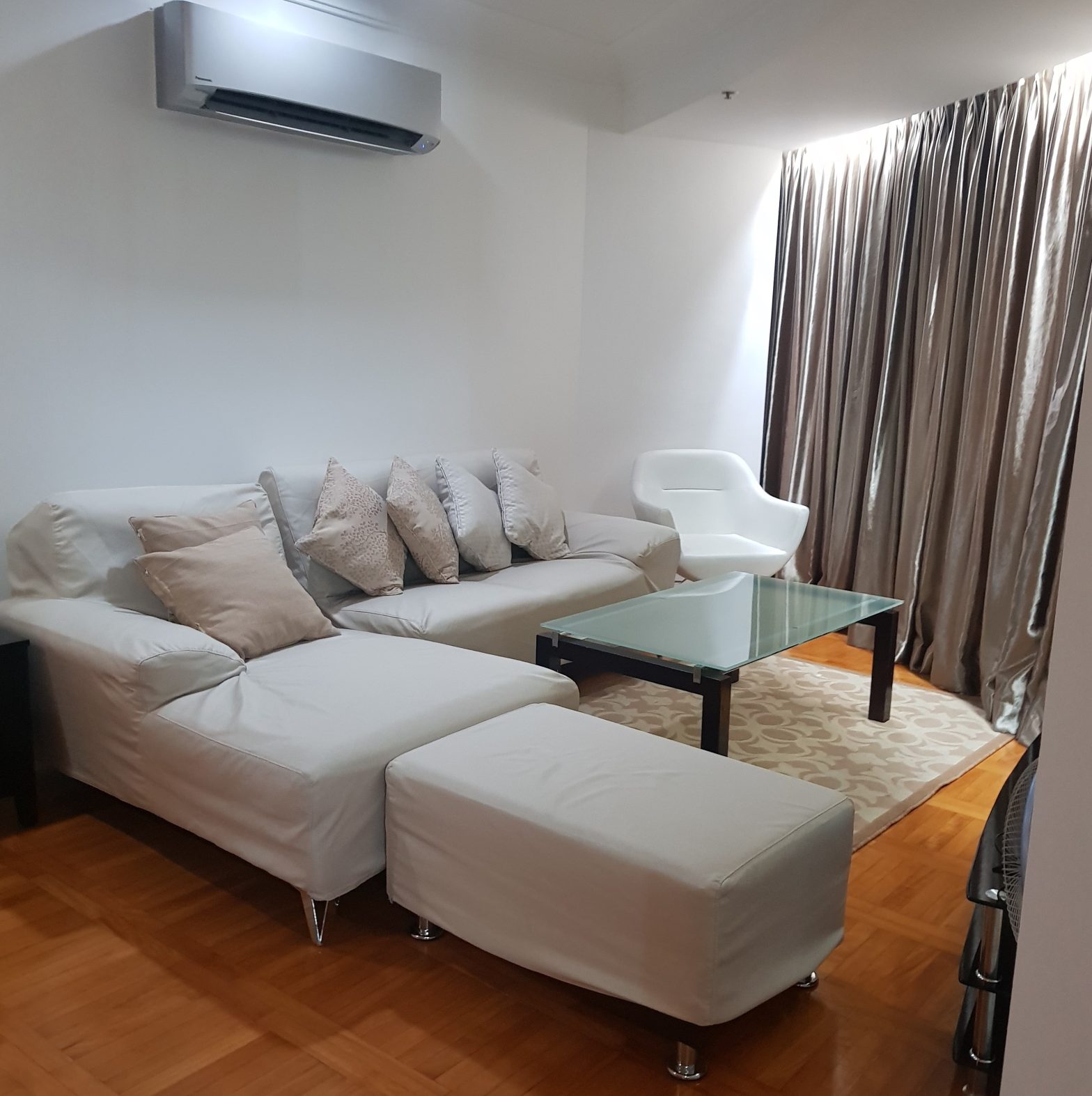 For Rent | 2BR Residential at One McKinley Place, BGC